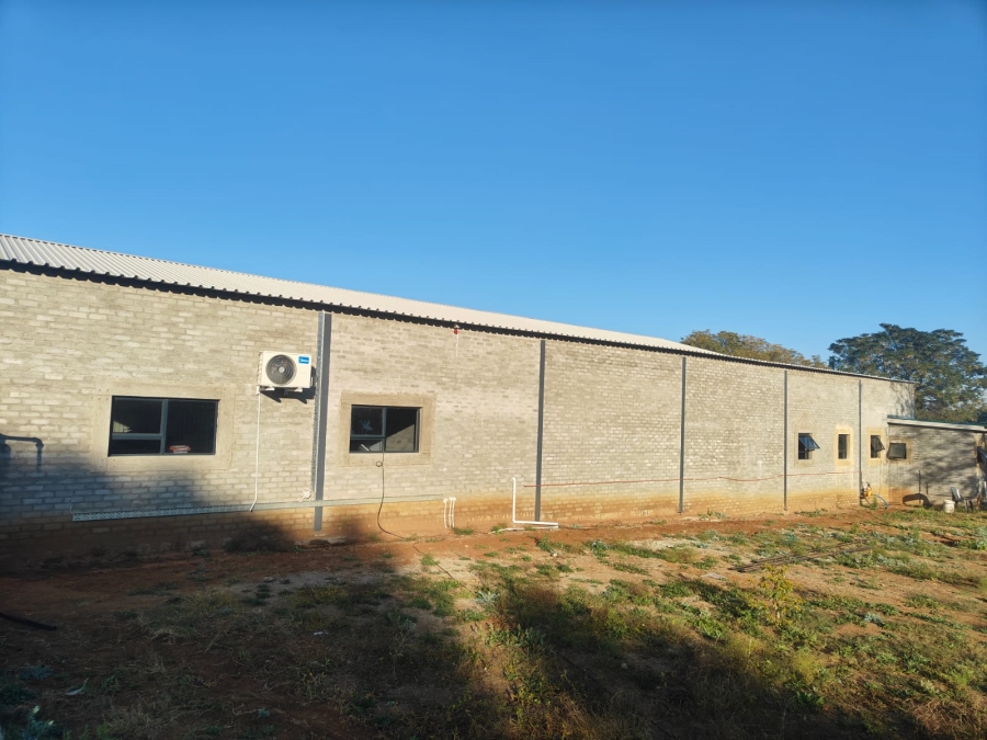 To Let commercial Property for Rent in Renosterfontein A H North West